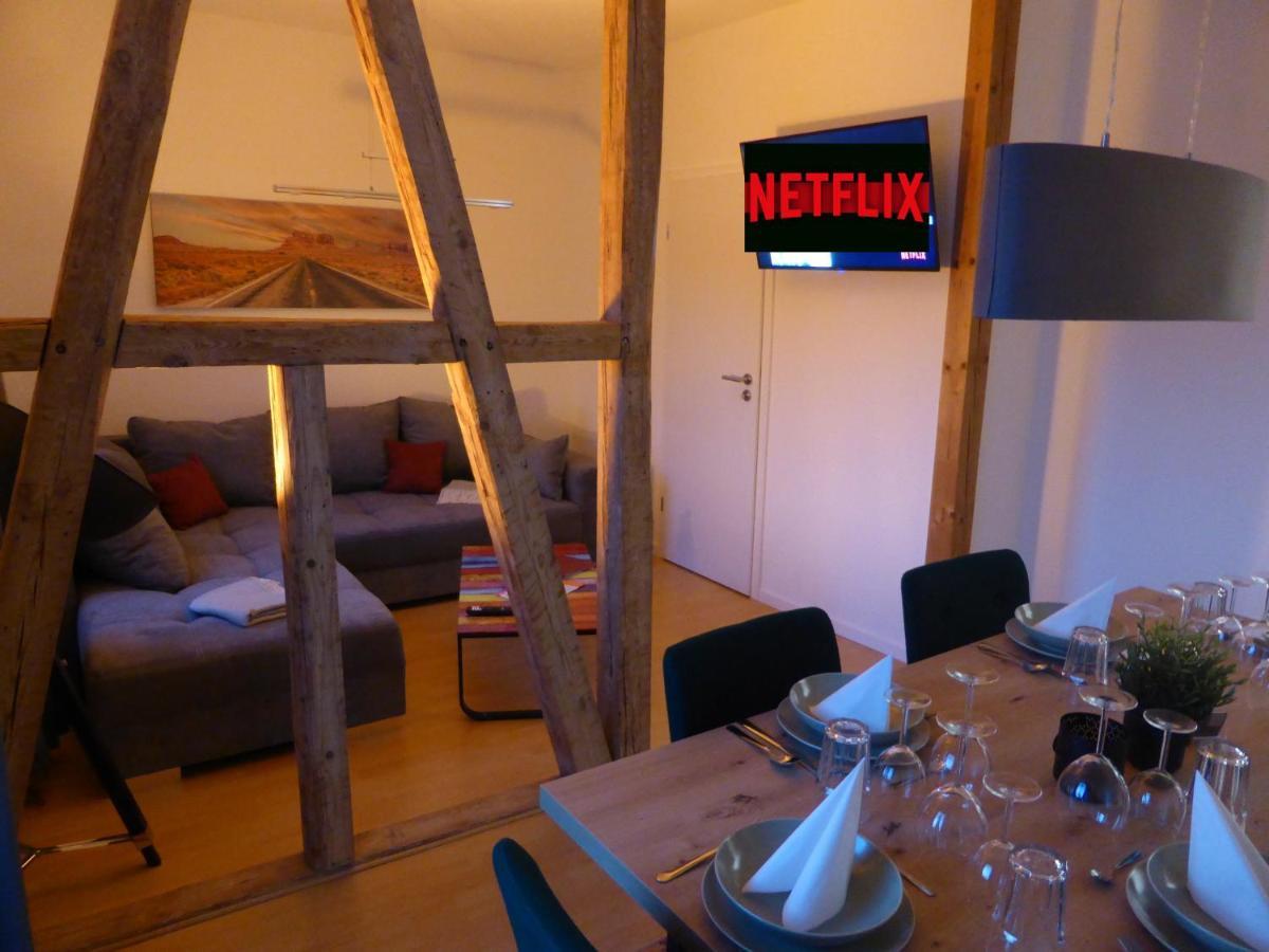 Apartment Napoleon, Naehe Zentrum, 2 Schlafzimmer, Grosser Balkon, Free Wifi ,Parken Jena Esterno foto