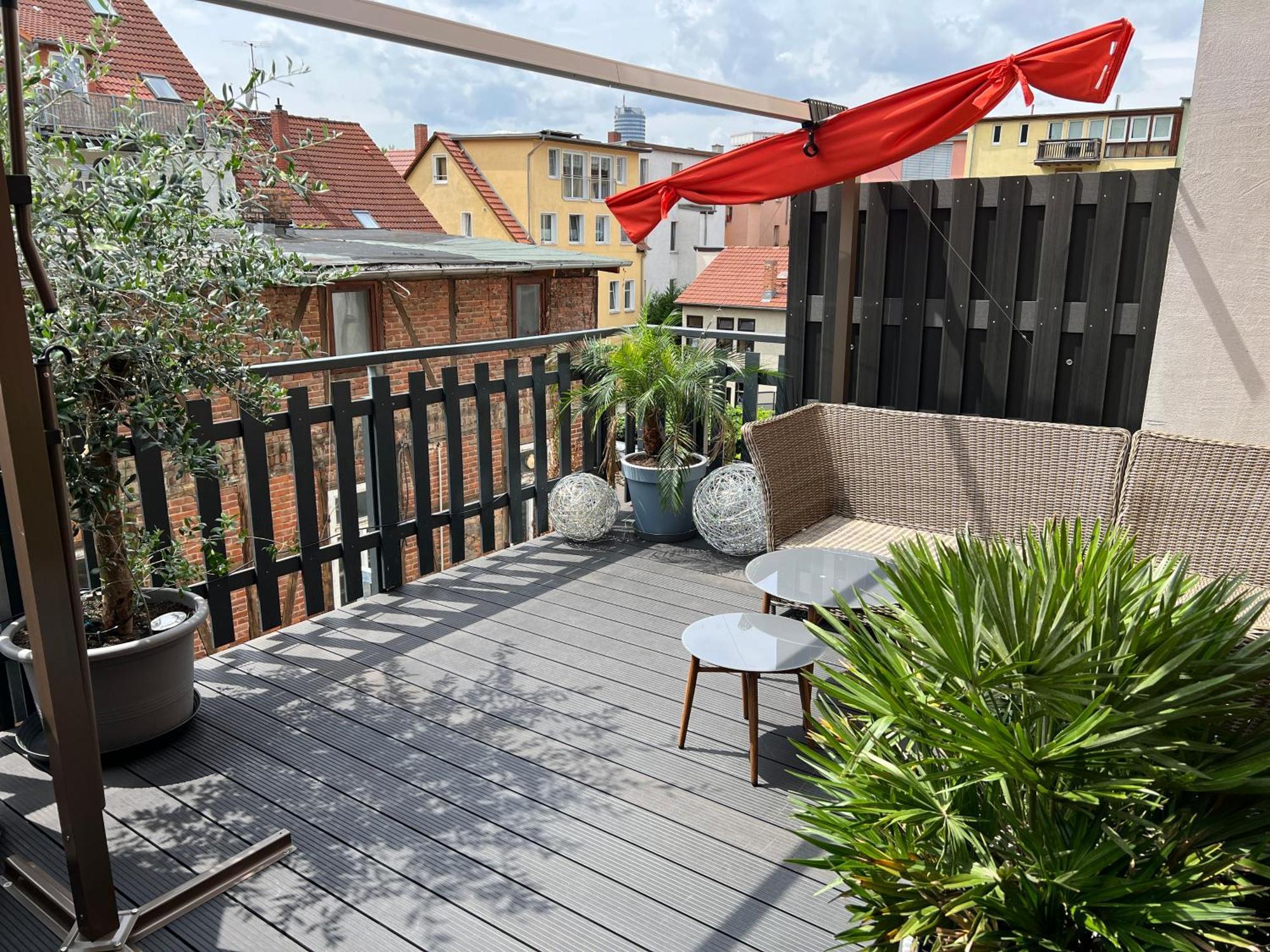 Apartment Napoleon, Naehe Zentrum, 2 Schlafzimmer, Grosser Balkon, Free Wifi ,Parken Jena Esterno foto
